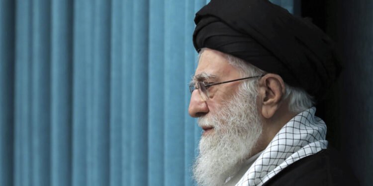 خامنئي وخطاب النصر ..هل إنتصرت إيران بالفعل ؟