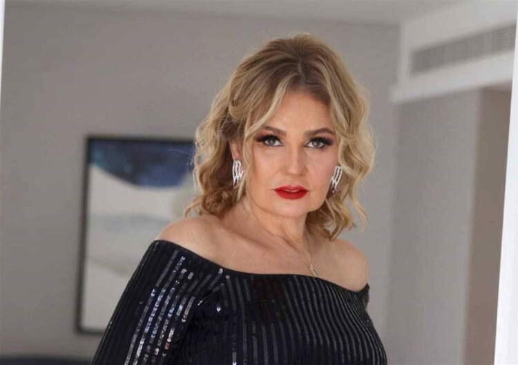 يسرا تنهار.. دموع الفقد وكلمات مؤثرة (فيديو)