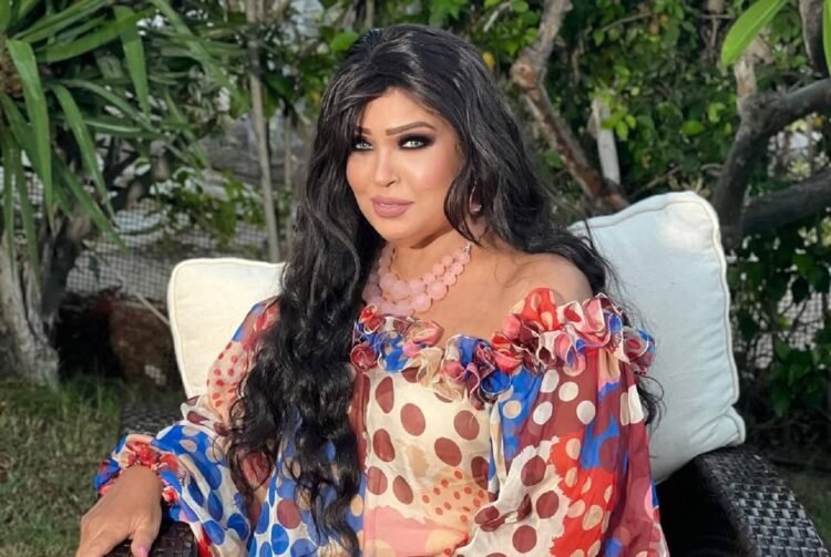 فيفي عبده توجه نصيحة لجمهورها قبل نزول البحر