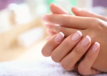 كيفية تقوية الأظافر بخطوات سهلة وبسيطة