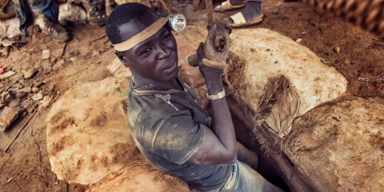 مالي تضع حجر الأساس لأول مصفاة ذهب وطنية بشراكة روسية