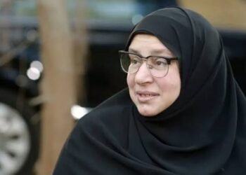 عبلة كامل تعود للواجهة وتثير الجدل (صور)