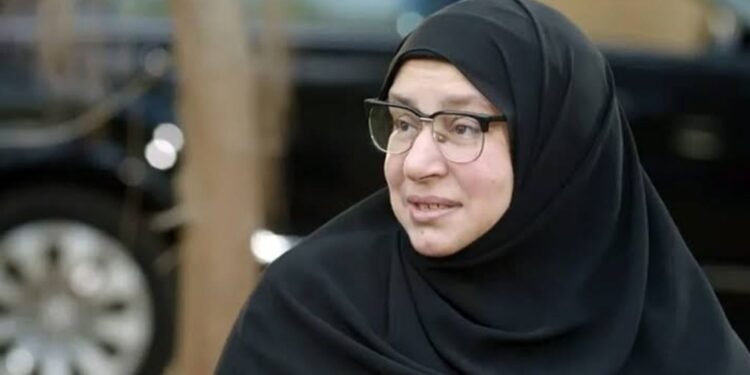 عبلة كامل تعود للواجهة وتثير الجدل (صور)