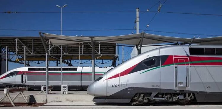 قطار التطوير في المغرب.. 350 مليون دولار لتحديث سكك حديدية كهربائية 