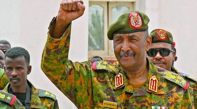 البرهان يتوعد بـ«تطهير السودان».. و«الدعم السريع» تقصف الأبيض