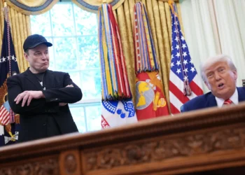 trump musk depart doge maison blanche bureau ovale 77342