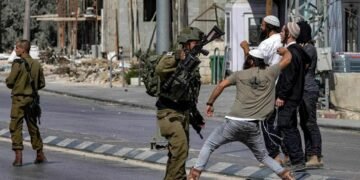 اعتداءات المستوطنين على الأطفال الفلسطينيين