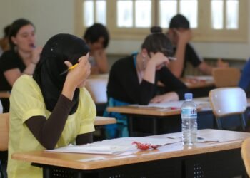 امتحانات الثانوية العامة.. دعاء يطمئن القلوب ويفتح الأبواب