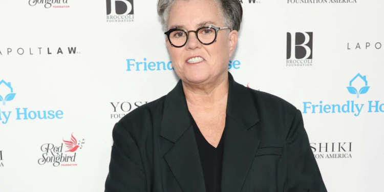 روزي أودونيل.. من هي الفنانة التي يهددها ترامب؟