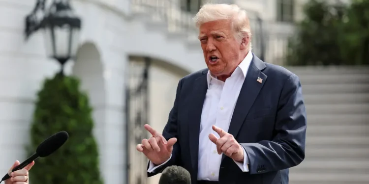 فضيحة إبستين: الصدع الذي مزّق وحدة “ماغا”