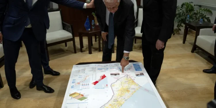 يوسي بيلين: آن أوان الخروج من غزة وإعادة السلطة قبل أن نغرق أكثر