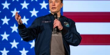 686a2ad20395319a9ff465e5 ELON MUSK GettyImages 2180560800
