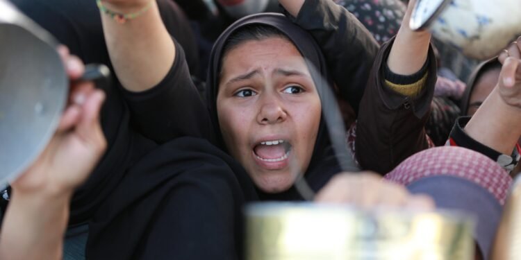 غزة.. حين تصبح التضحية سياسة والثمن باهظاً!