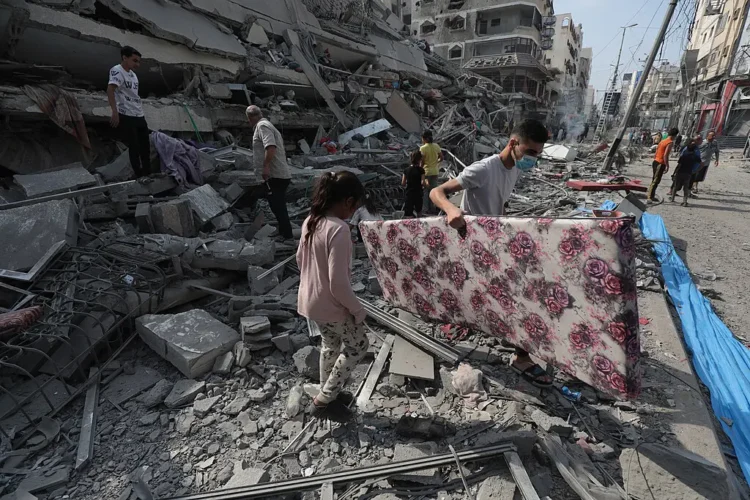 Damage in Gaza Strip during the October 2023 13