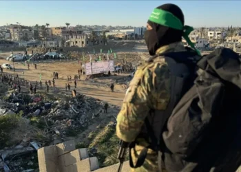 رغم الكارثة الإنسانية.. حماس تطرح شروطاً وكأنها تمسك بزمام النصر