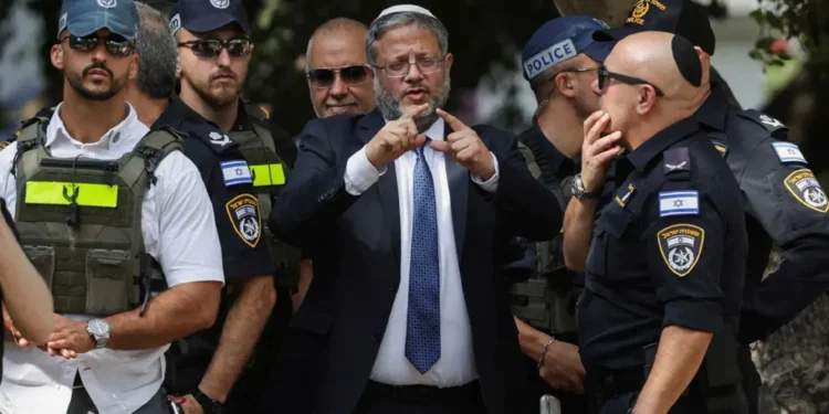 بن غفير يقود تمرداً سياسياً داخل الحكومة لإفشال صفقة التبادل