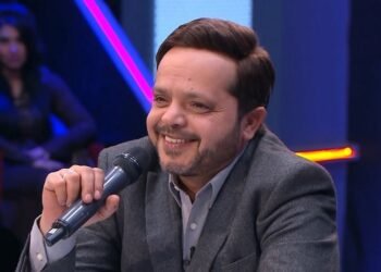 محمد هنيدي يطمئن جمهوره على صحته