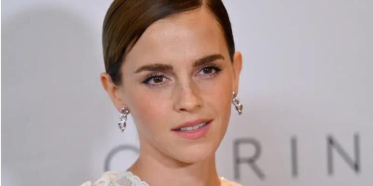 تفاصيل الحكم على إيما واتسون.. ومفاجأة في المحكمة