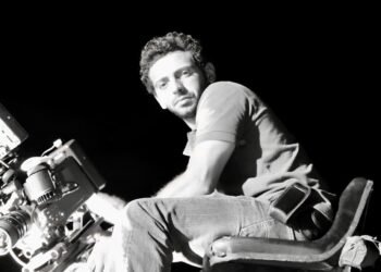 تفاصيل وفاة تيمور تيمور.. أنقذ ابنه من الغرق فمات