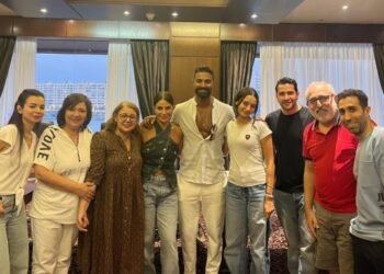 حقيقة خلاف كريم فهمي ومخرج مسلسل 220 يوم