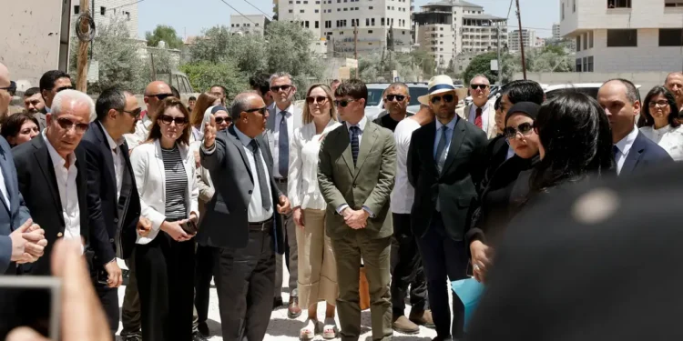 الضفة تحت المجهر الدولي.. زيارات دبلوماسية تكشف جرائم المستوطنين