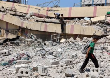 أرقام صادمة.. الاحتلال يمحو جيلاً كاملاً من الطلبة والمعلمين في غزة والضفة