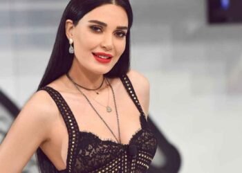 شبيهة سيرين عبدالنور.. ابنة شقيقة الفنانة تثير الجدل