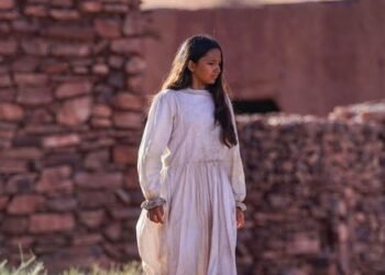 فيلم هجرة يتصدر المنافسة في مهرجان فينيسيا 2025