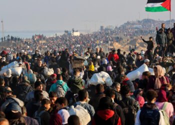 وثائق مسربة تكشف مخططاً لنقل مليوني فلسطيني من غزة