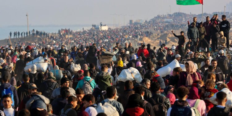 وثائق مسربة تكشف مخططاً لنقل مليوني فلسطيني من غزة