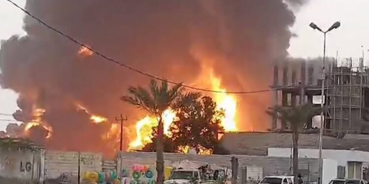 هل يتحول اليمن إلى ساحة حرب مباشرة بين إيران وإسرائيل؟