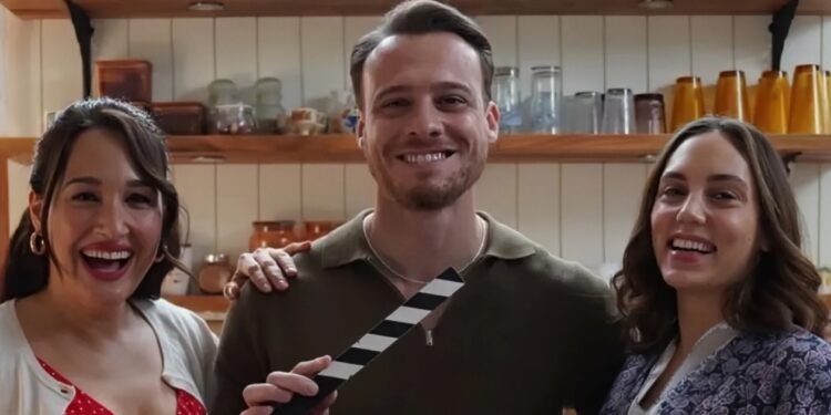 موعد عرض المسلسل التركي "أفلاطوني: فندق القمر الأزرق"