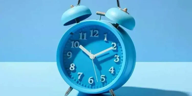 التوقيت الشتوي.. موعد تغيير الساعة في مصر