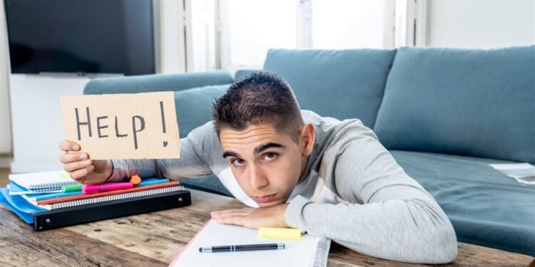 تنظيم حياة المراهق.. 10 مفاتيح لتحقيق الاستقلالية دون صراع