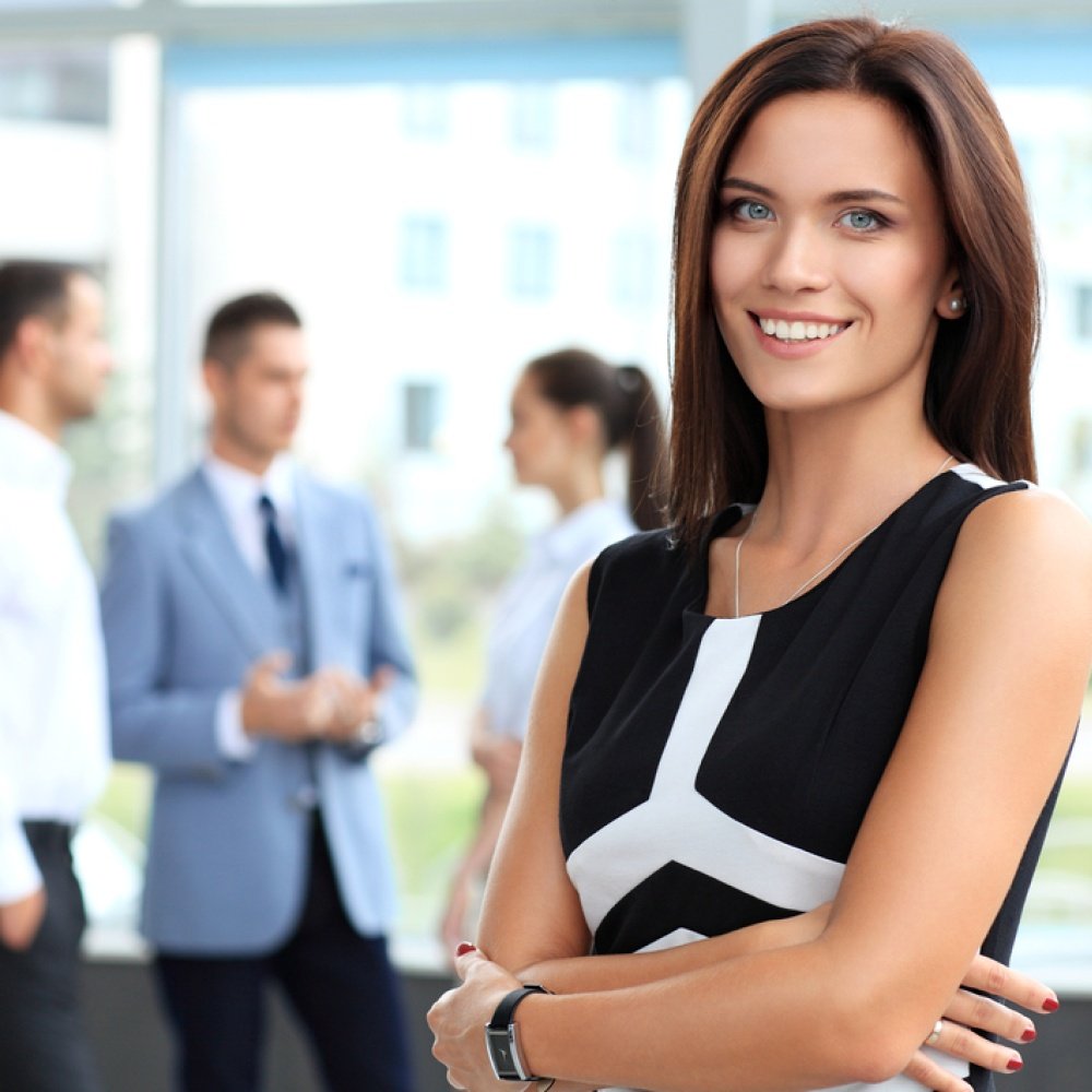 7 أسرار لـ الكاريزما الأنثوية.. جاذبية لا تقاوم