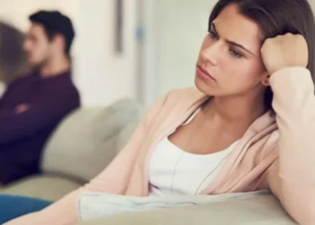 احذر.. هذا السلوك يهدد العلاقة العاطفية بالفشل