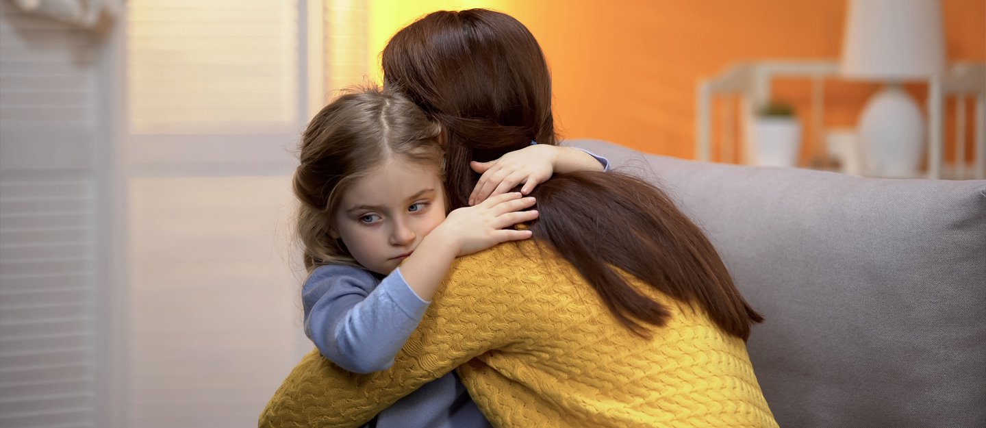 الخجل عند الأطفال.. أسرار ذكية لدعم طفلك الخجول اجتماعياً