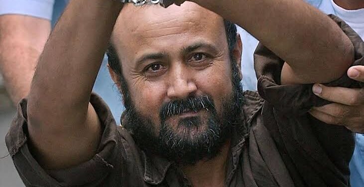 بعد إصرار حماس على إطلاق سراحه.. هل يعود البرغوثي إلى قيادة فلسطين؟