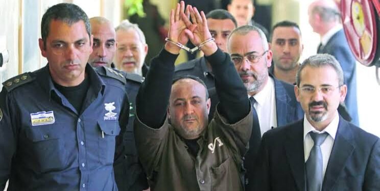 كبار الأسرى.. العقدة التي تهدد بنسف اتفاق غزة