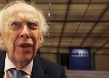 وداعاً جيمس واتسون.. رحيل مكتشف الحمض النووي