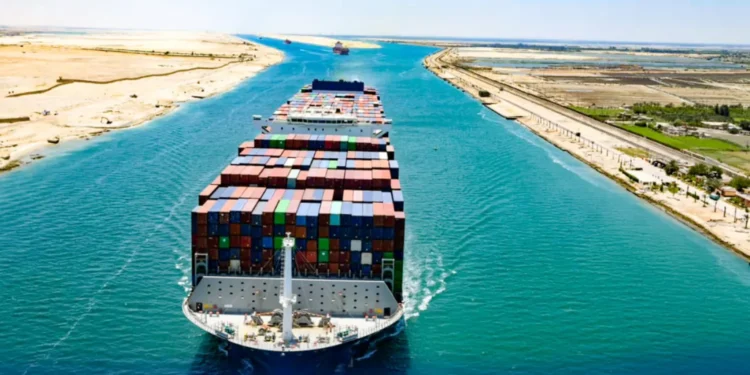 التطورات الأمنية وإدارة الممرات البحرية.. كيف تستعيد قناة السويس موقعها الاستراتيجي؟