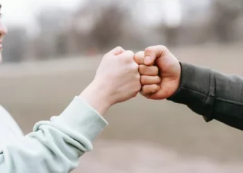 النضج العاطفي.. علامات يجب ملاحظتها في شريك حياتك