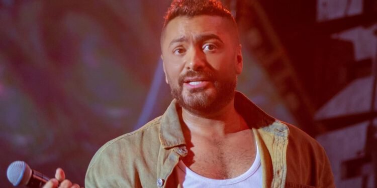 هل تعرض تامر حسني لخطأ طبي أدى لتدهور حالته؟.. تفاصيل مفاجئة