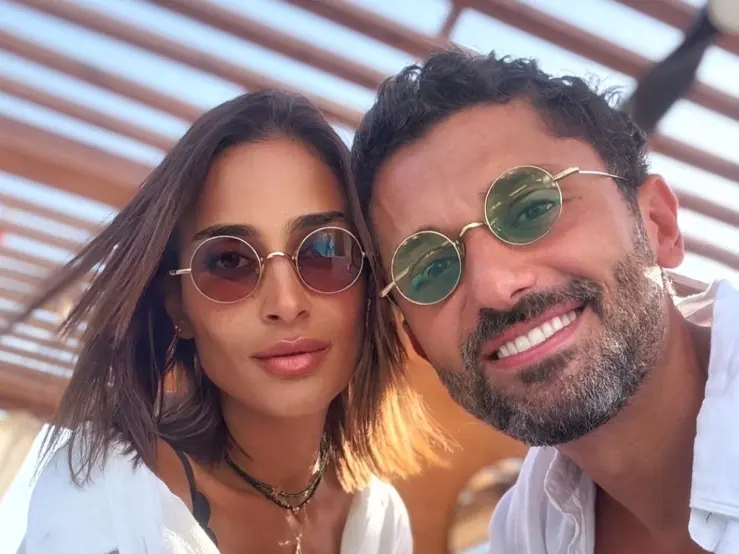 كريم محمود عبد العزيز ودينا الشربيني.. "طلقني" يزيد العلاقة توترًا