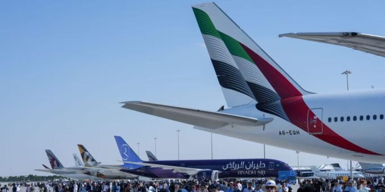 معرض دبي للطيران 2025: بوابة الإمارات للابتكار والاستثمار العالمي