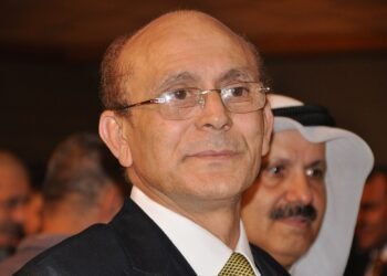 بعد نشر شائعة وفاة محمد صبحي.. النقابة تكشف تفاصيل حالته الصحية