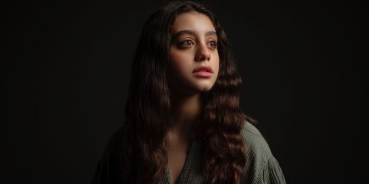 انهيار ياسمينا العبد على الهواء بسبب والدها (فيديو)