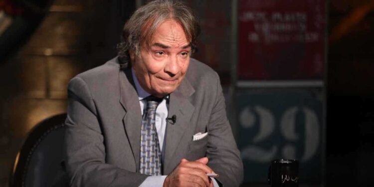 حمدي الوزير يرد على أنباء تدهور حالته الصحية