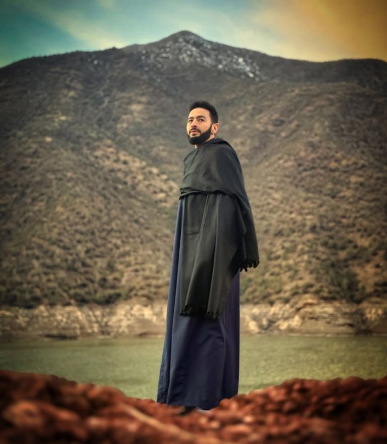 المداح 6.. حمادة هلال يشوق الجمهور بصورة غامضة