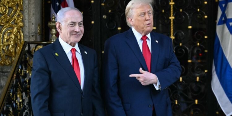 ترامب ونتنياهو في فلوريدا: هل تنجح المرحلة الثانية من وقف النار في غزة؟